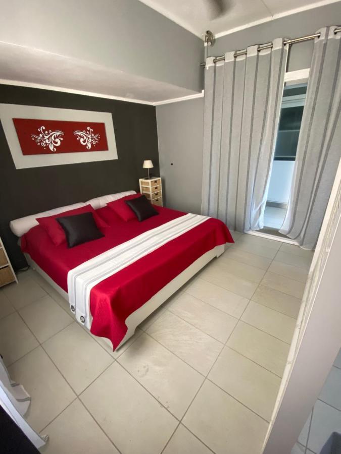 Turquoise Bay Beach Apartments Trou D'Eau Douce Ngoại thất bức ảnh