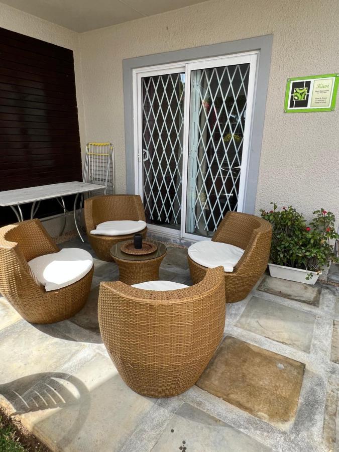 Turquoise Bay Beach Apartments Trou D'Eau Douce Ngoại thất bức ảnh